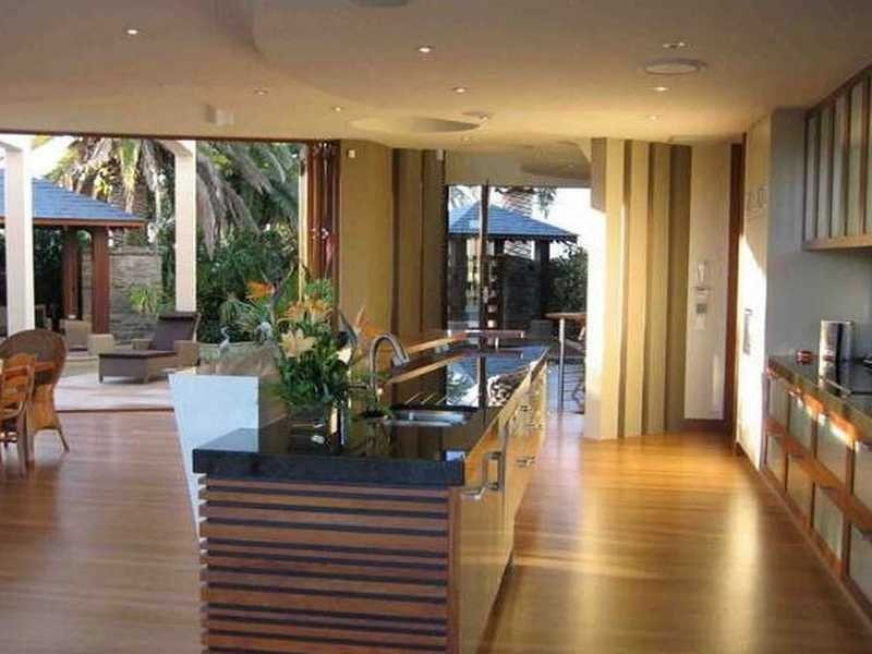 Sovereign Islands QLD 4216